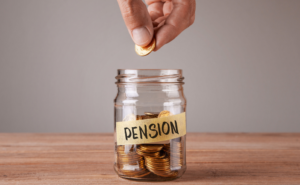 Tax-efficient Self-Invested Personal Pension (SIPP) for retirement